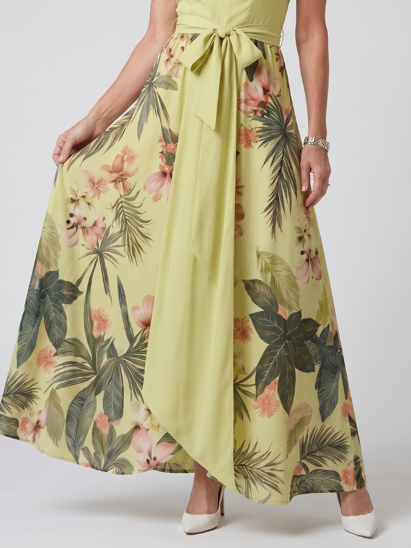 Concepción | Vestido maxi halter drapeado con panel botánico
