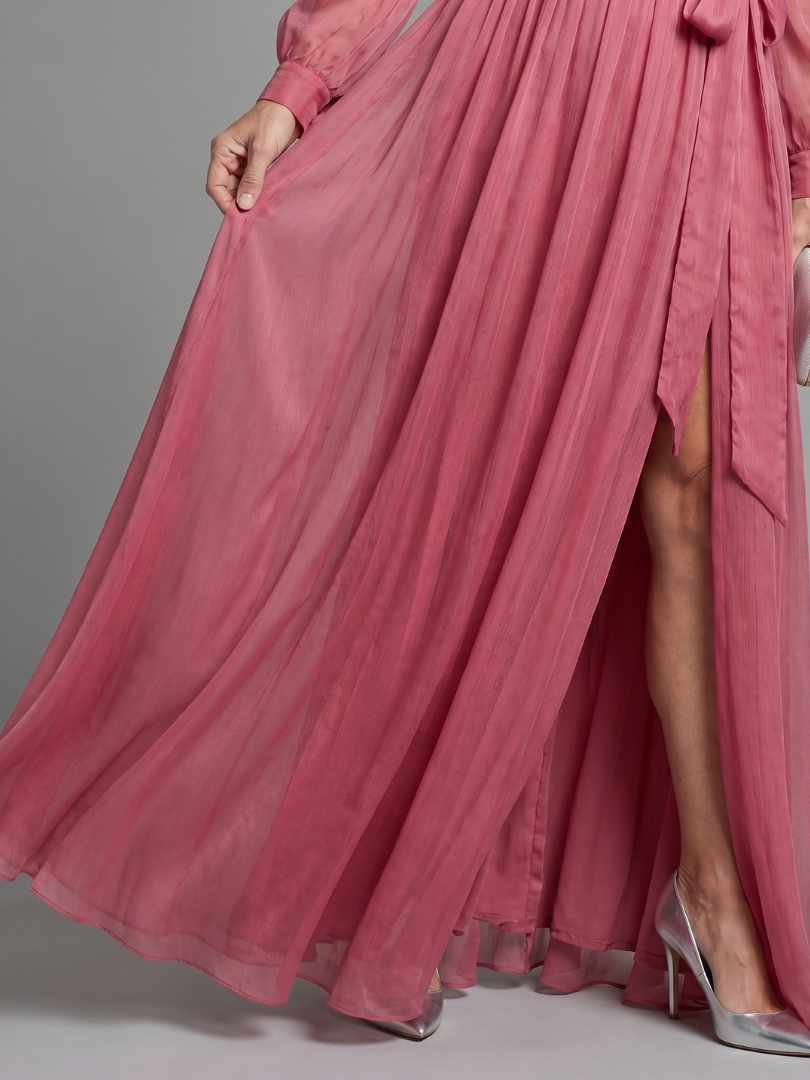Rosario | Vestido maxi manga larga cruzado con vuelo transparente