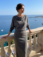 Encarna | Vestido midi escote drapeado falda ajustada