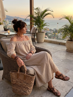 Virtudes | Vestido maxi hombros descubiertos estampado de rayas