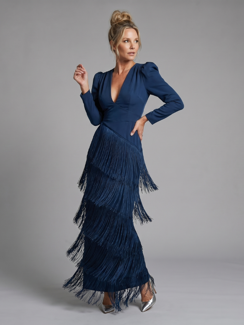 Amparo | Vestido midi manga larga con flecos en la falda