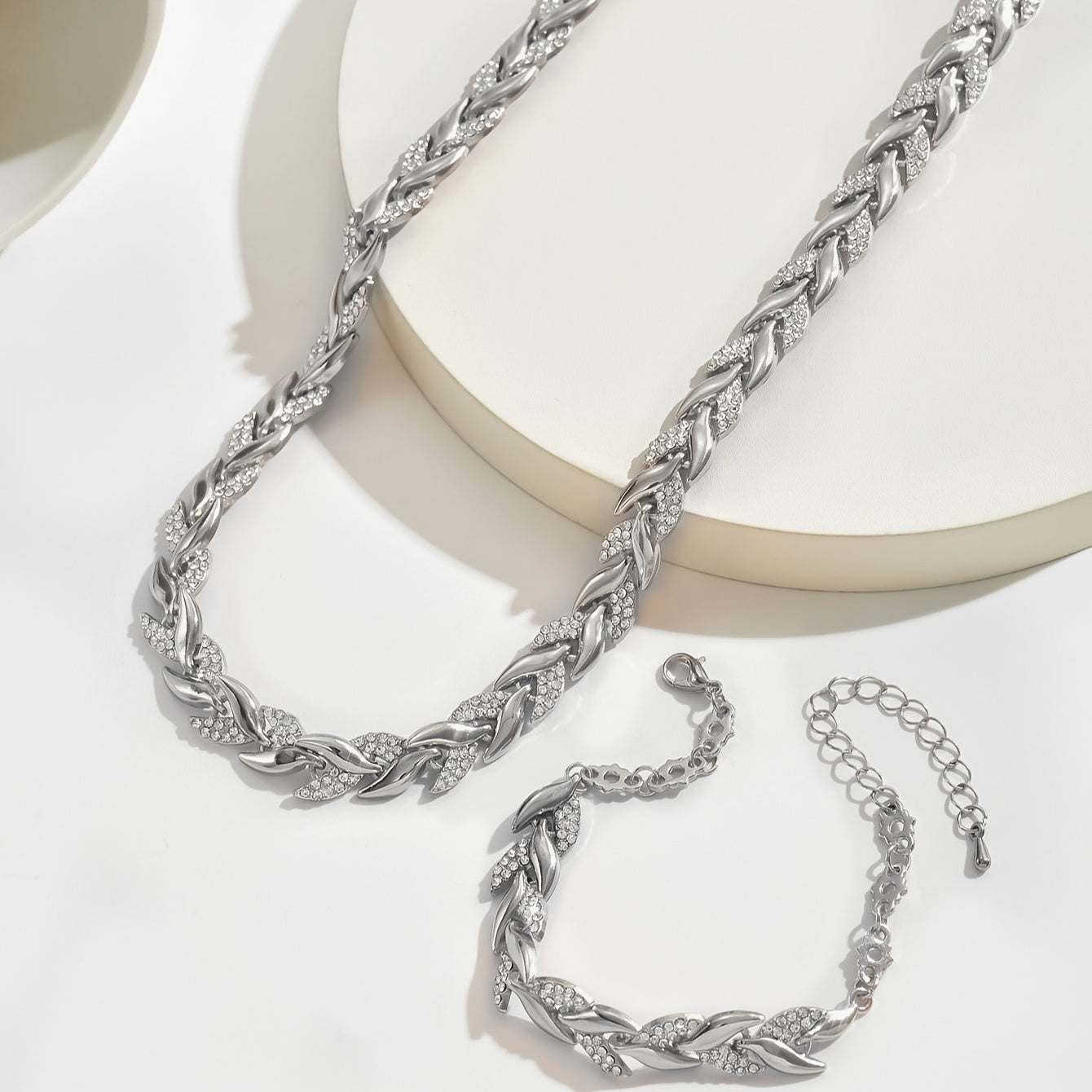 Claudine™ | Elegancia escamada