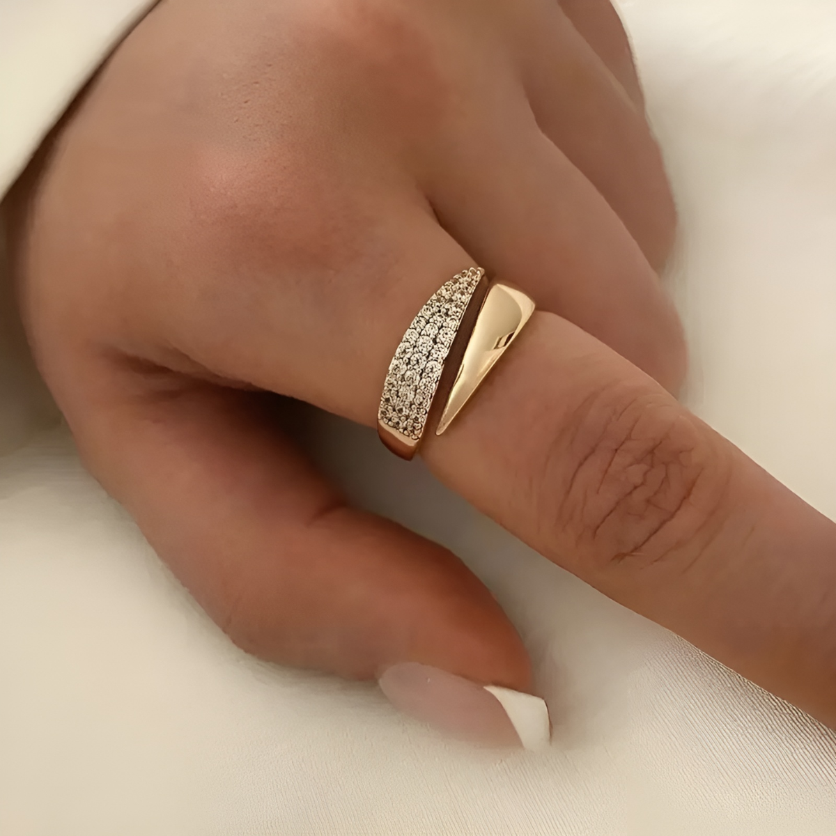 Elodie™ | Anillo elegante atemporal