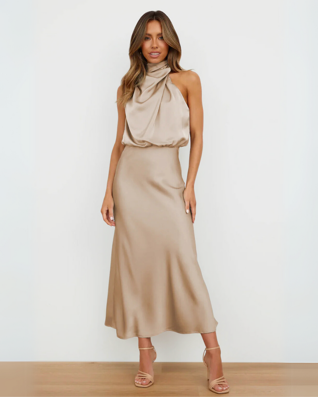 Quentin | Vestido drapeado cuello alto
