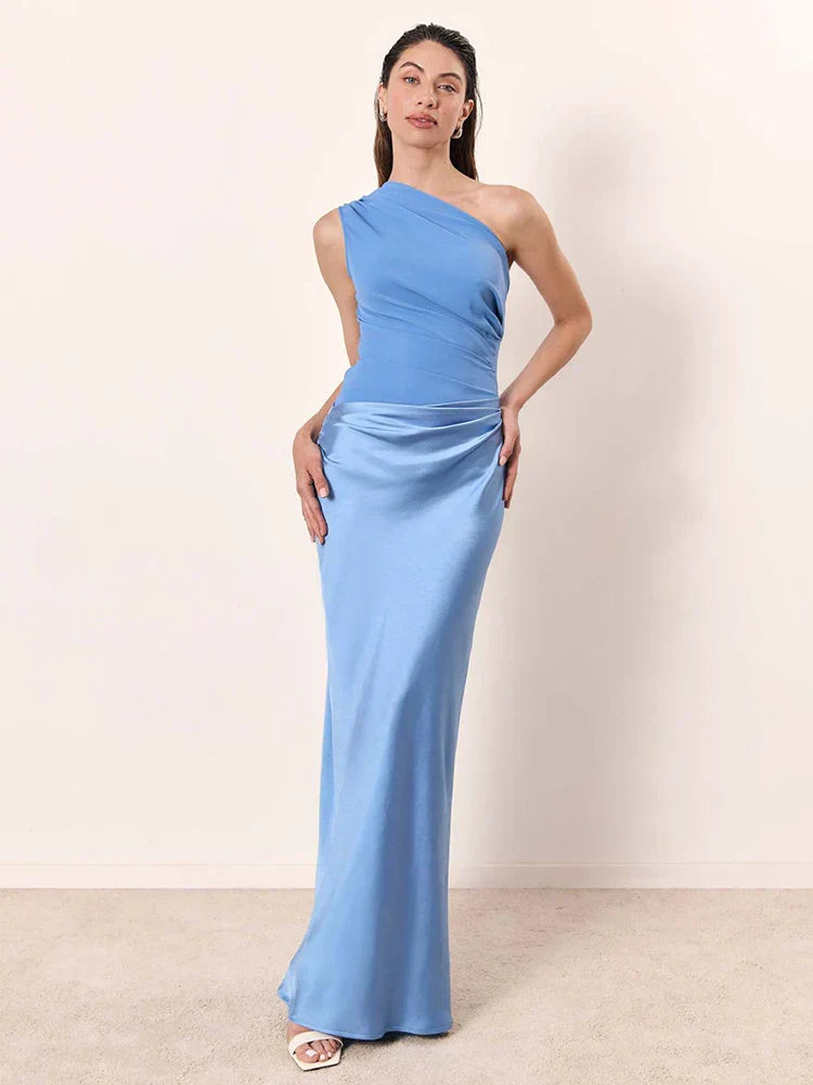 Sofía | Vestido maxi satén diseño asimétrico